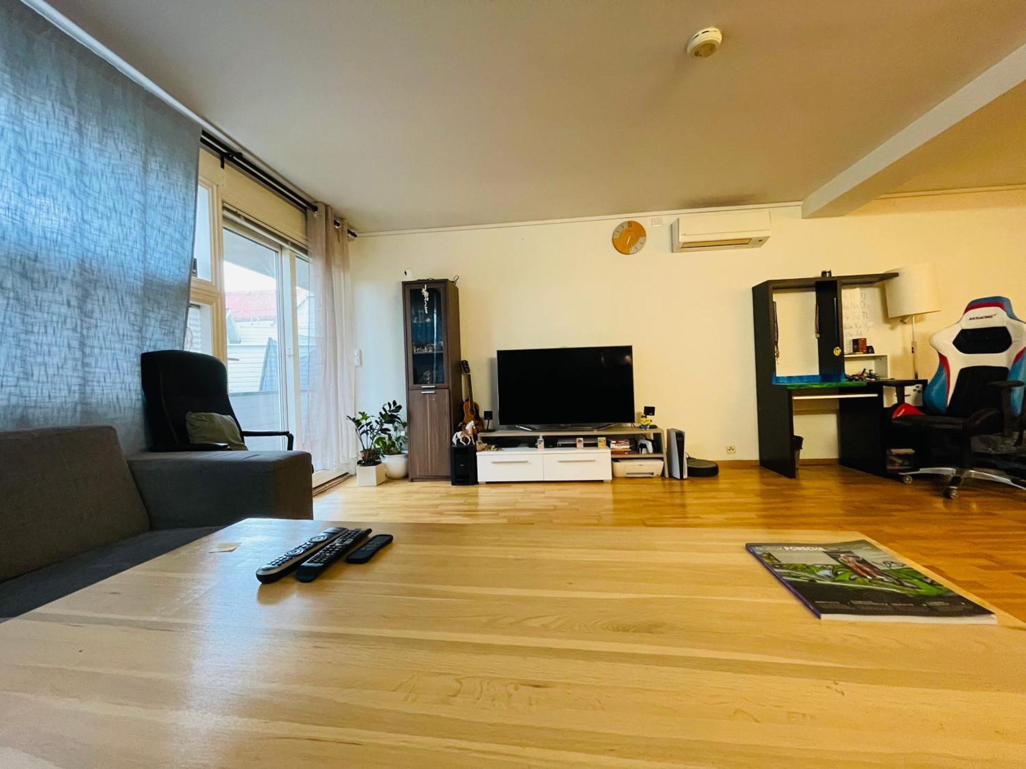 Spacious Waterfront Apartment With Free Parking - Upgraded 2024 Stavanger Exterior photo